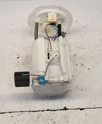 Toyota Prius (NHW20) In-tank fuel pump 7702047041 1019618992