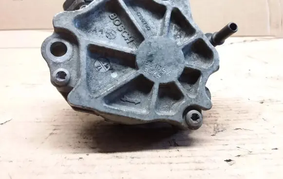 Citroen C3 Vacuum pump 9684786780
