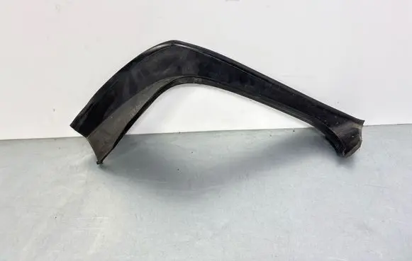 BMW 7 F01 F02 F03 F04 Rear/tail light trim molding 20409410