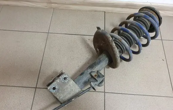 Peugeot Partner Front shock absorber with coil spring 9684108680