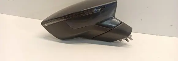 Seat Arona Front door electric wing mirror