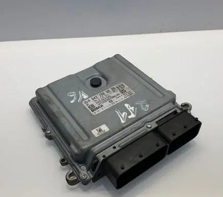 Mercedes-Benz E W211 Engine control unit/module A6421502826 0281014918 6421502826