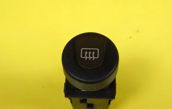 Citroen Berlingo Windscreen/window heater switch