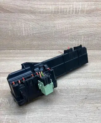 BMW 6 E63 E64 Fuse module 6957330 18917