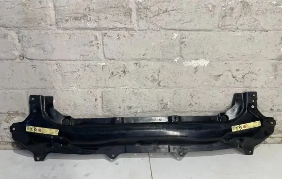 BMW 7 E65 E66 Other engine bay part