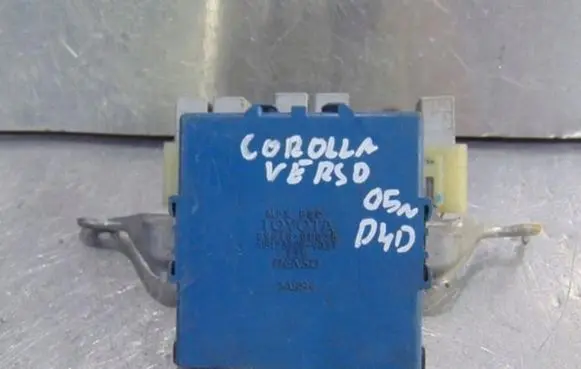 Toyota Corolla Verso E121 Other control units/modules 896180F026