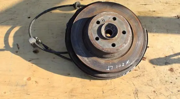 Mercedes-Benz E W211 Rear brake disc