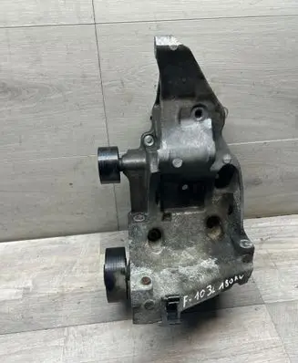 BMW 5 F10 F11 Generator/alternator bracket 7802639 GD01485 13992010