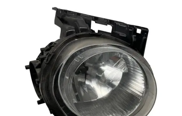 Nissan Juke I F15 Headlight/headlamp HCR660 E85539 02R35W