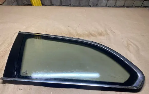 BMW 5 E60 E61 Rear side window 43R007951 E000255 DOT24AS2M19