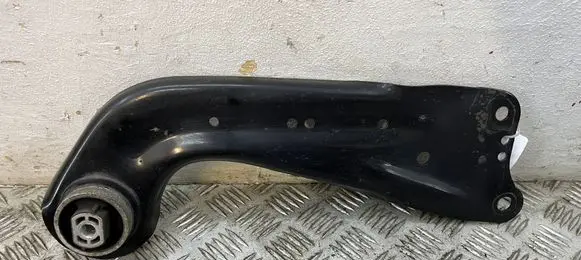 Volkswagen Golf VIII Rear upper control arm/wishbone 5Q0505226C