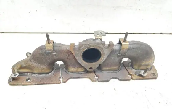 Peugeot 508 RXH Exhaust manifold