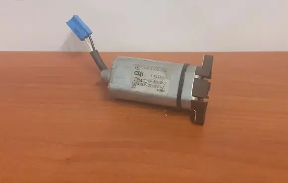 Mercedes-Benz C W203 Seat adjustment motor 3560 A2038203642