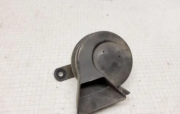 Mercedes-Benz C W203 Horn signal A28657625