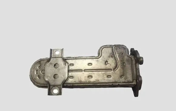 Volkswagen Touran I EGR valve cooler 03G131513J 3239787