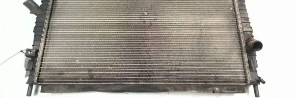 Ford Focus Coolant radiator 3M5H8005TL