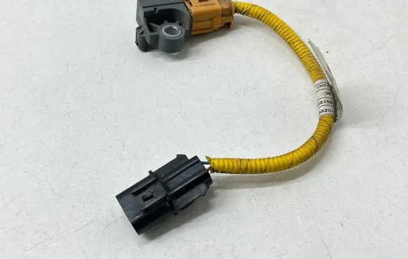 KIA Sorento Airbag deployment crash/impact sensor 95920B4000 91711C5000