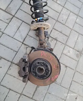 Front shock absorber with coil spring