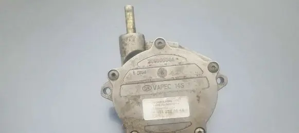 Mercedes-Benz C W203 Vacuum pump 2712301165