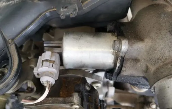 Renault Scenic I EGR valve 722818570
