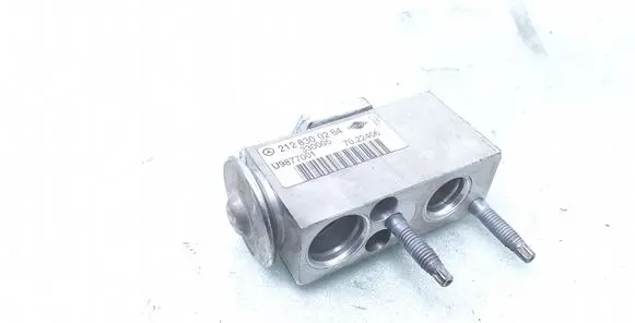 Air conditioning (A/C) expansion valve