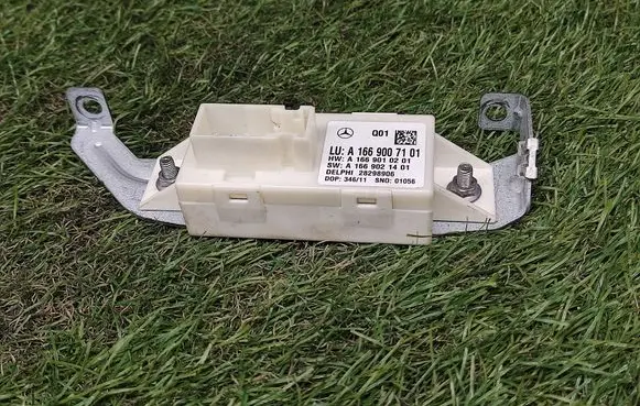 Mercedes-Benz C W204 Light module LCM A1669007101 A1669010201 A1669021401