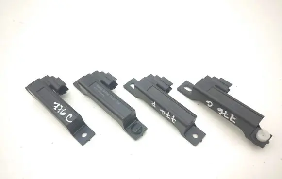 Infiniti Q50 Keyless system antenna 5WK487757407 5WK487765364