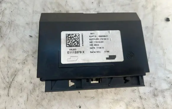 BMW M4 F82 F83 Air conditioning/heating control unit 9390099