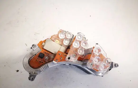 Mercedes-Benz E W212 Headlight ballast module Xenon 68404703 168589-02