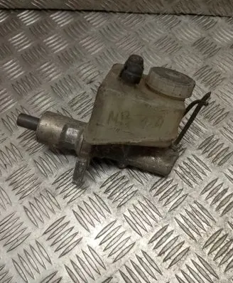 Mercedes-Benz E W124 Master brake cylinder