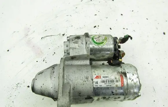 Opel Astra H Starter motor 