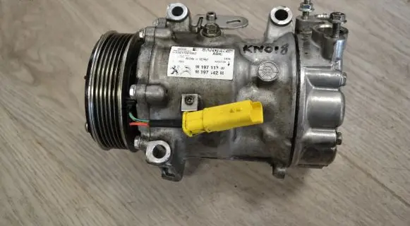 Peugeot Boxer Air conditioning (A/C) compressor (pump) 9819711380