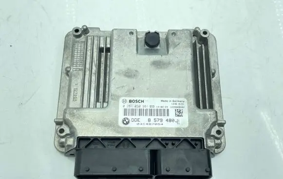 BMW 4 F32 F33 Engine control unit/module 8579480 031487054 0281030981