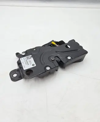 BMW 2 G42 Tailgate/trunk/boot lock/catch/latch 16367210 C33550102