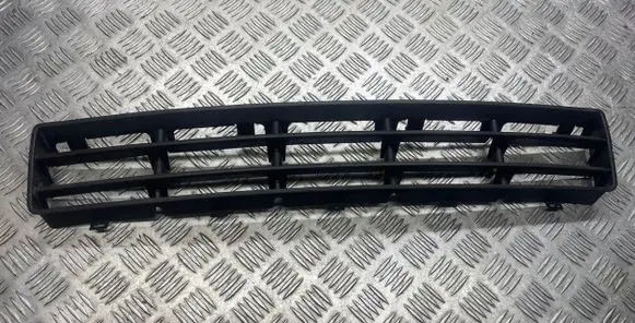 Volkswagen Golf IV Front bumper lower grill 1J0853677D DN12553