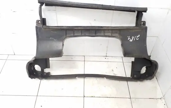 Mercedes-Benz R W251 Radiator trim 2515000016