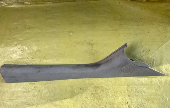Mercedes-Benz B W245 (A) pillar trim A1696903225