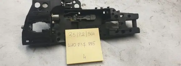 Audi A7 S7 4G Rear door exterior handle/bracket 4H0837885