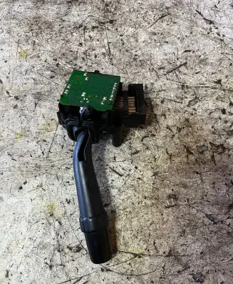 Toyota Avensis T250 Wiper control stalk 173820 0516 8465