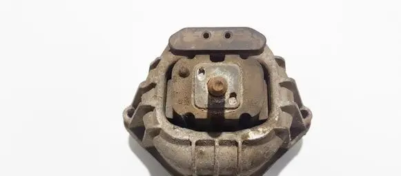 BMW 1 E81 E87 Engine mount bracket 13981112ge