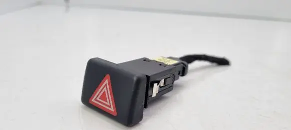 Audi A4 S4 B7 8E 8H Hazard light switch 8E0941509