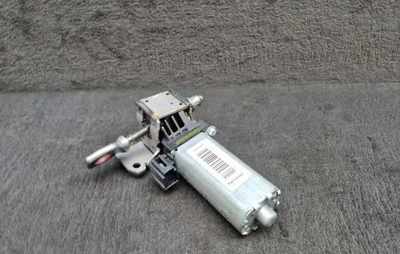 Audi Q7 4M Seat adjustment motor 3Q0959248