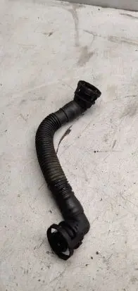 Volkswagen Jetta VI Breather hose/pipe 03L103493ae