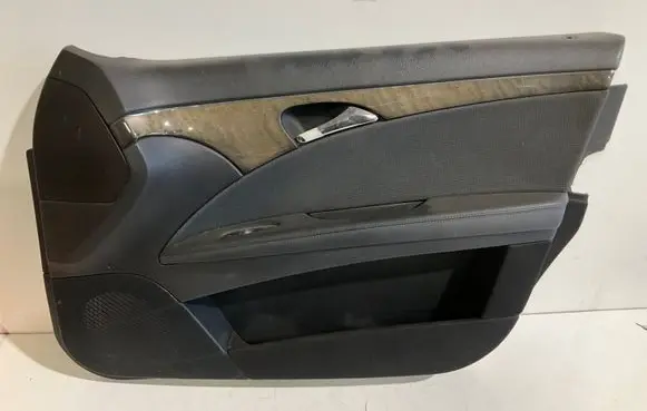 Mercedes-Benz E W211 Front door card panel trim A2117208667