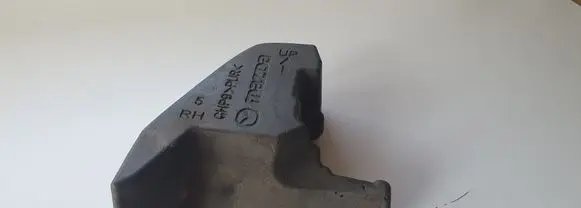 Mazda 6 Fender foam support/seal 
