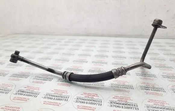 Audi A8 S8 D3 4E Turbo turbocharger oiling pipe/hose 059145771N