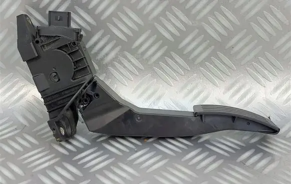 Ford Kuga III Accelerator throttle pedal LX619F836AA