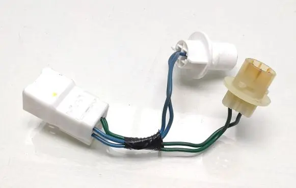KIA Rio Tail light bulb cover holder