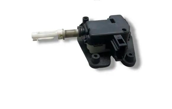 Audi A3 S3 A3 Sportback 8P Tailgate boot lock/latch motor 8E9827833
