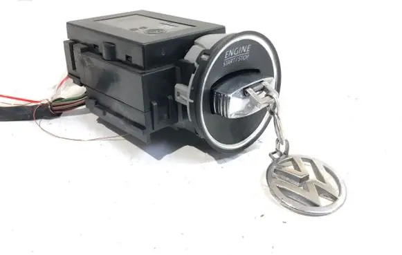 Volkswagen PASSAT B6 Ignition lock 3C0905843Q
